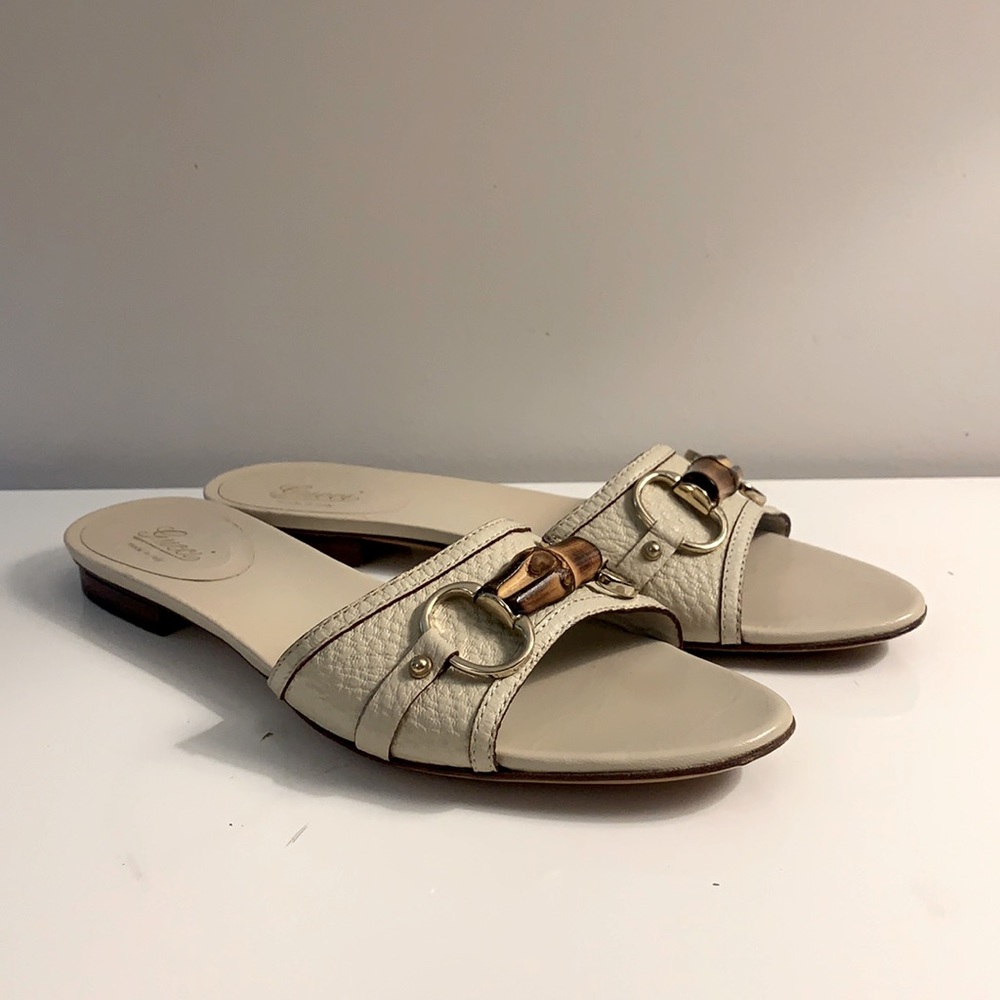 Gucci Authentic Size 39C EU (9.5 US) Genuine Leather Bamboo Buckle Sandals